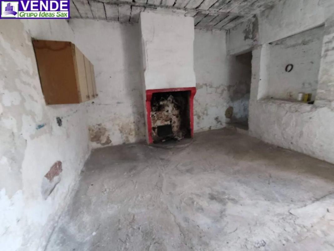 Terreno en venta en Sax, Alicante photo 3
