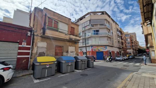 Terreno en calle Canónigo Genestar thumbnail 2