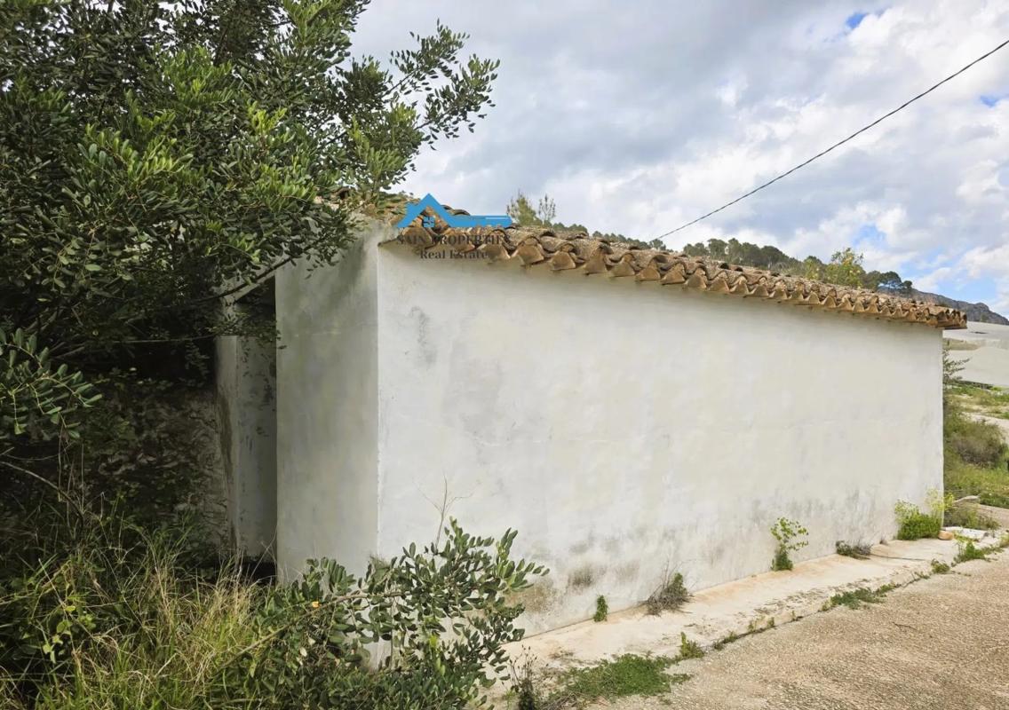 Działka na sprzedaż w Callosa d'En Sarria, Alicante photo 3