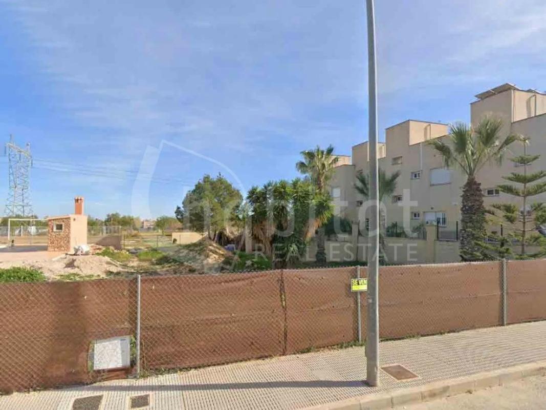 Terreno en venta en Los Montesinos, Alicante photo 1