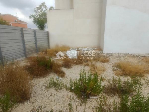 Terreno en Barrio La Coca - La Nía - Vistahermosa photo 2