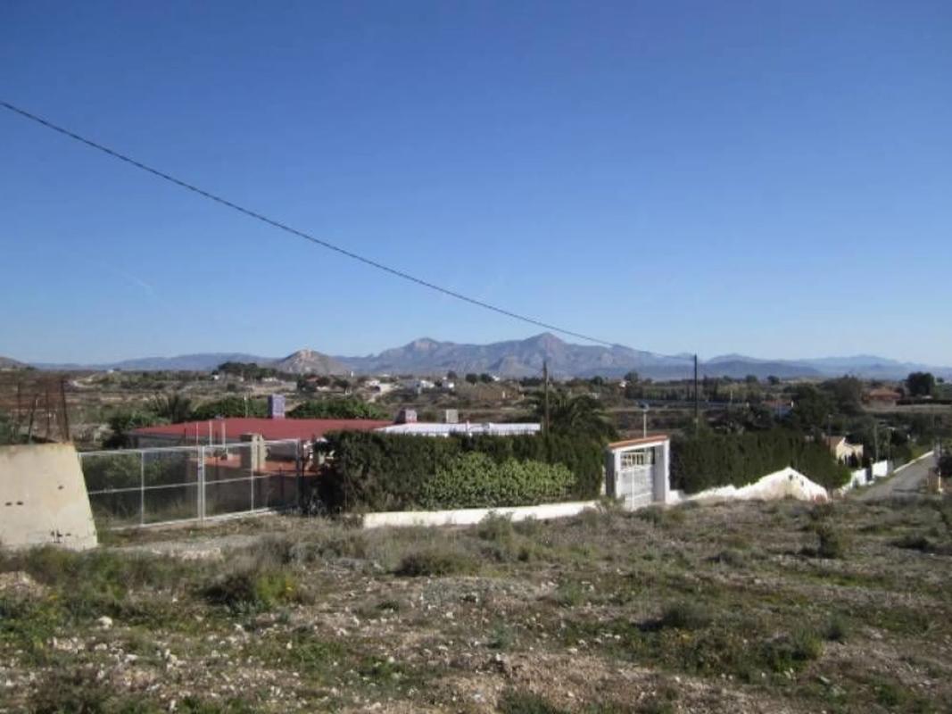 Land for sale in Novelda, Alicante photo 1