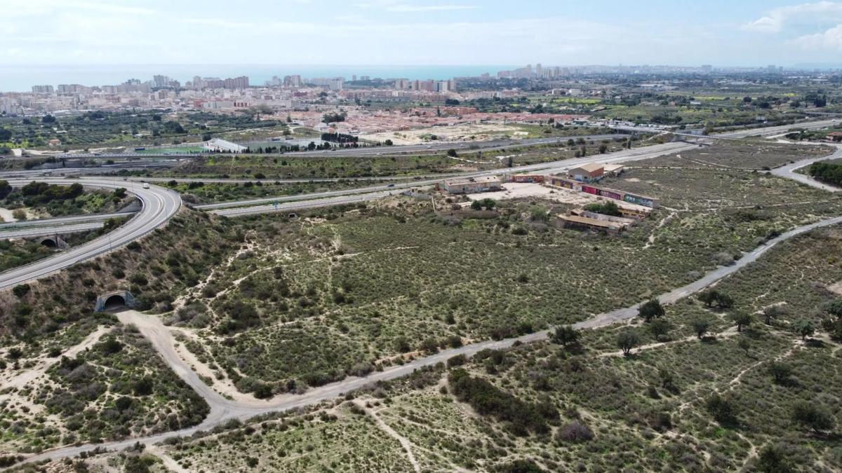 Terreno en venta en El Campello, Alicante photo 5
