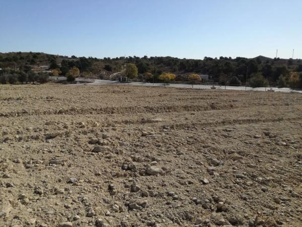 Terreno en calle Piramides, 42 photo 3