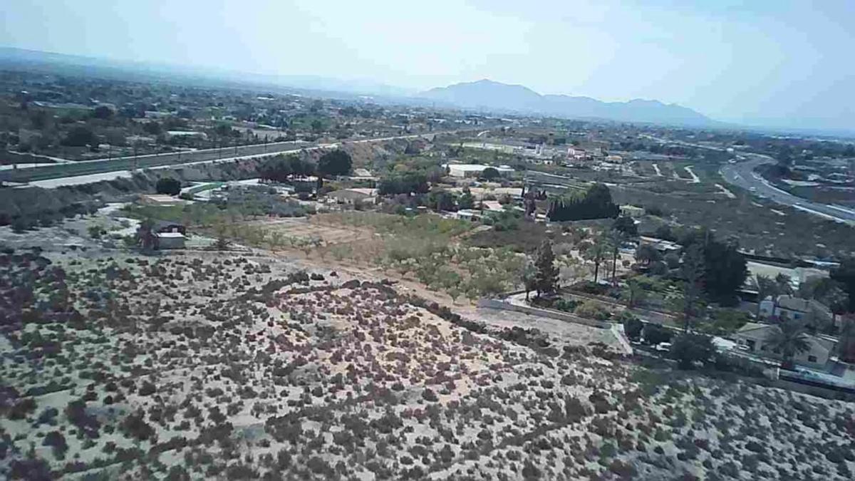 Terreno en venta en Elche / Elx, Alicante photo 3