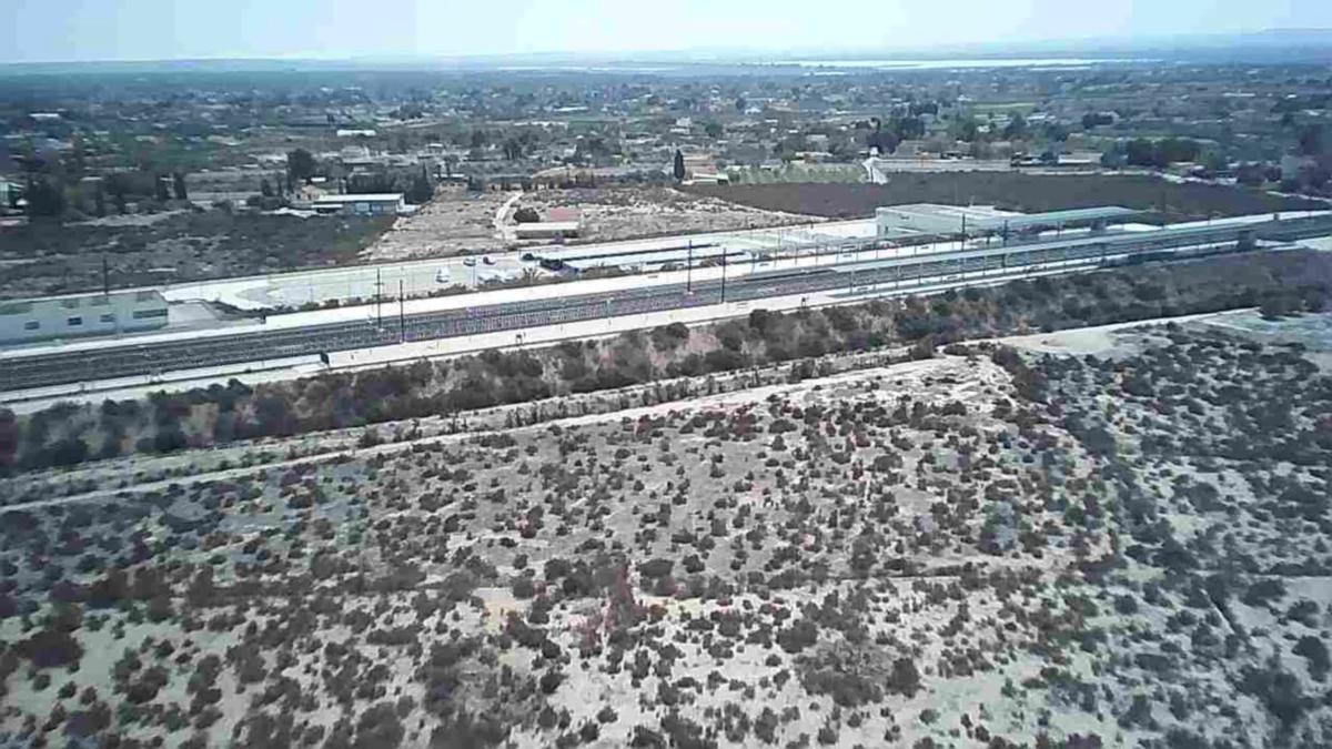 Terreno en venta en Elche / Elx, Alicante photo 5