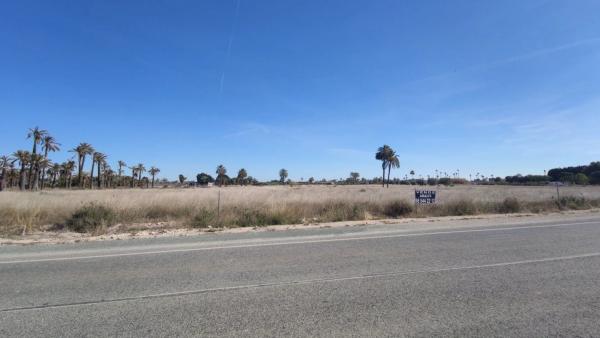 Terreno en Barrio Portes Encarnades-Torreta-Portalada thumbnail 1