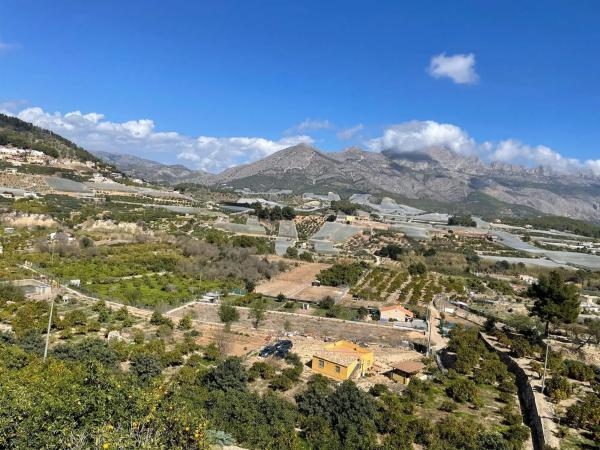 Terreno en La Nucia Pueblo photo 1