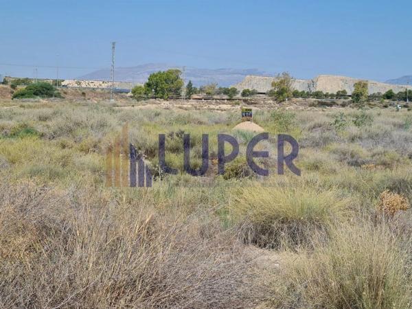 Terreno en Barrio Ciudad de Asís - Font-Calent - El Bacarot photo 4
