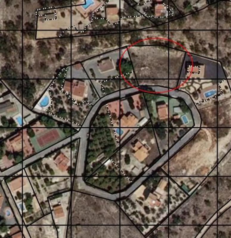 Terreno en venta en Santa Pola, Alicante photo 3