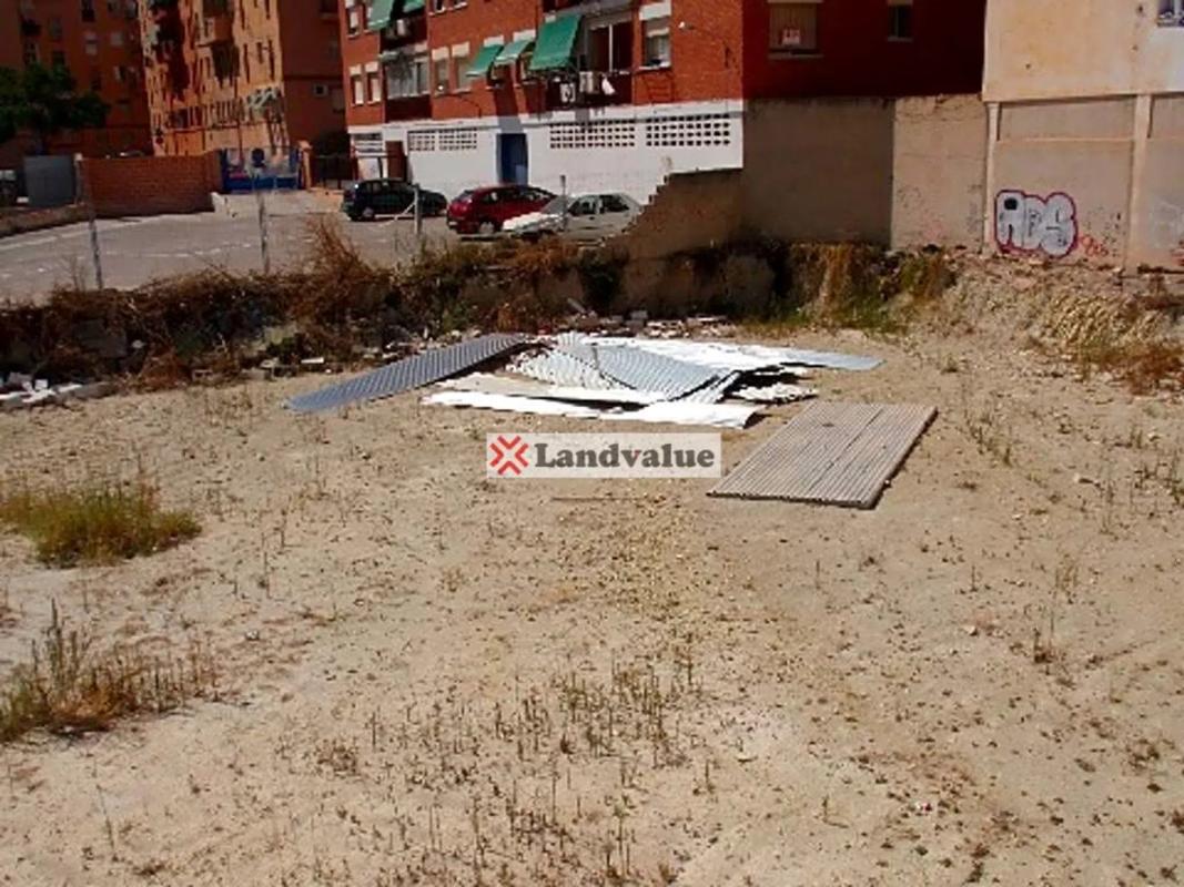 Terreno en venta en Alicante / Alacant, Alicante photo 1