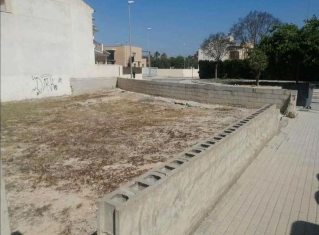 Land for sale in Dolores, Alicante photo 3