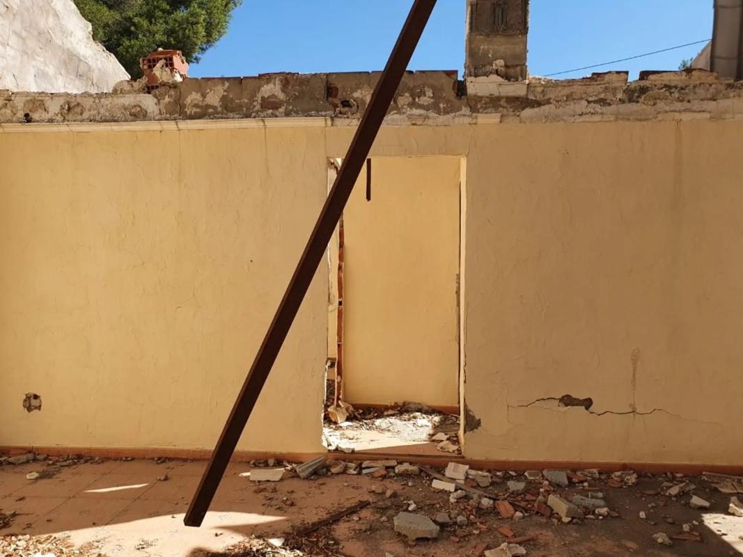 Terreno en venta en Sax, Alicante photo 1