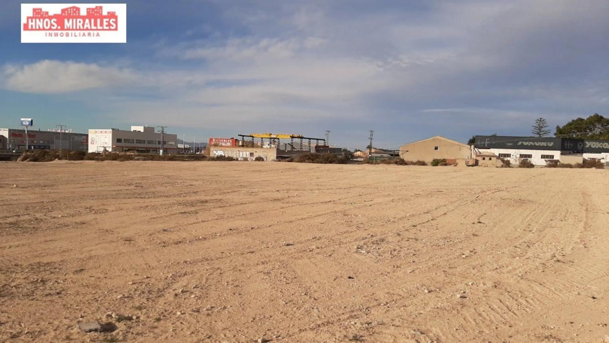 Terreno en venta en Elche / Elx, Alicante photo 5