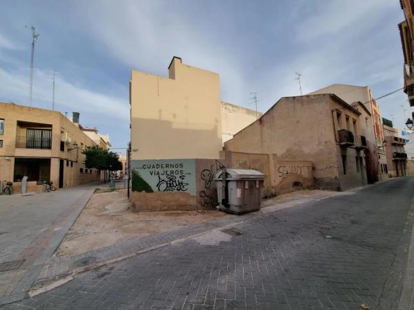 Terreno en Barrio Centro thumbnail 1