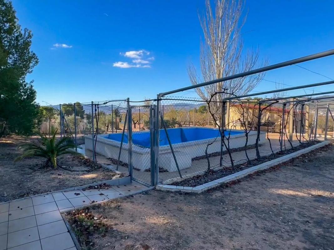 Terreno en venta en Ibi, Alicante photo 1