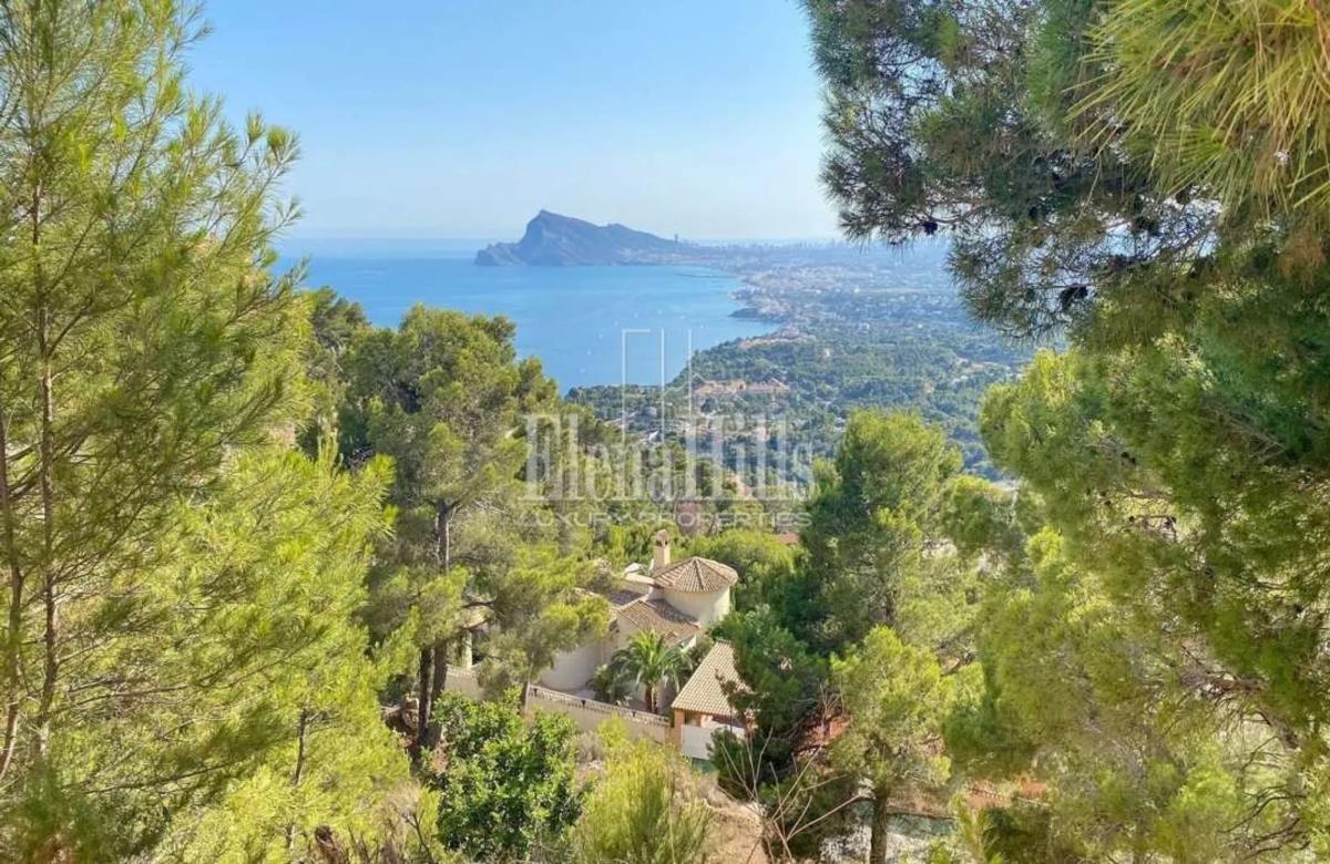 Land for sale in Altea, Alicante photo 3