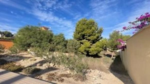 Terreno en calle los Pirineos, 24 photo 1