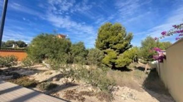 Terreno en calle los Pirineos, 24 thumbnail 1