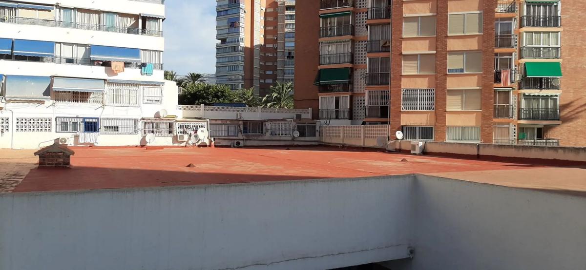 Terreno en venta en Benidorm, Alicante photo 1
