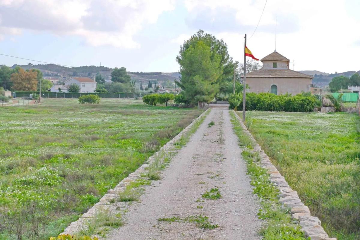 Terreno en venta en Aspe, Alicante photo 4