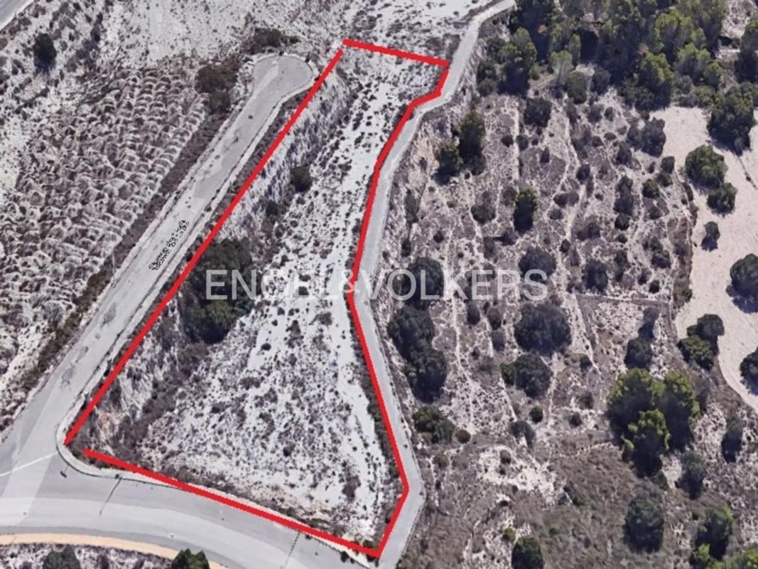 Land for sale in Finestrat, Alicante photo 2