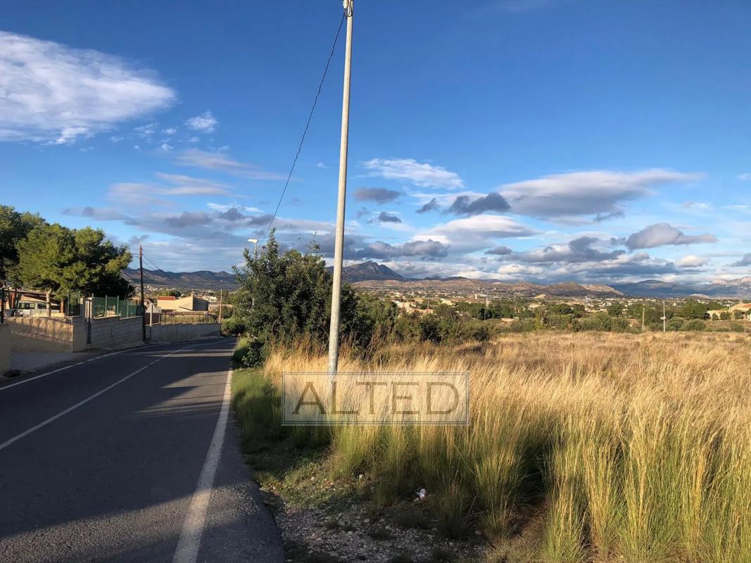 Terreno en venta en Alicante / Alacant, Alicante photo 4