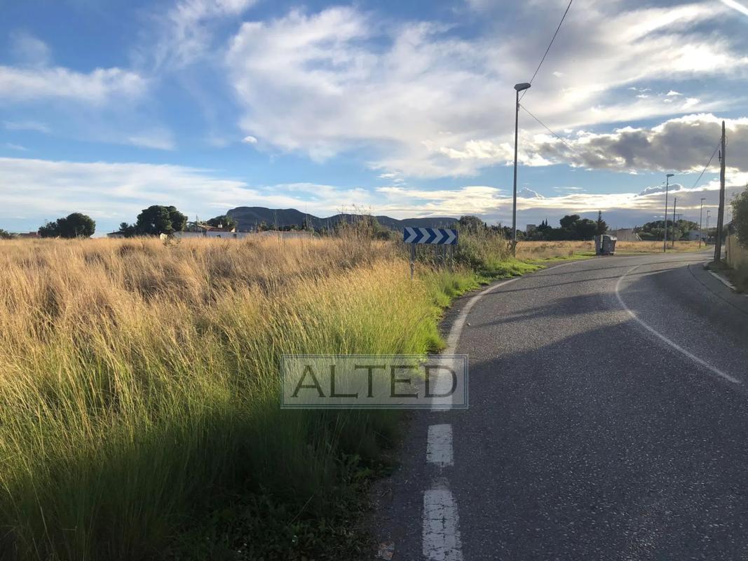 Terreno en venta en Alicante / Alacant, Alicante photo 5