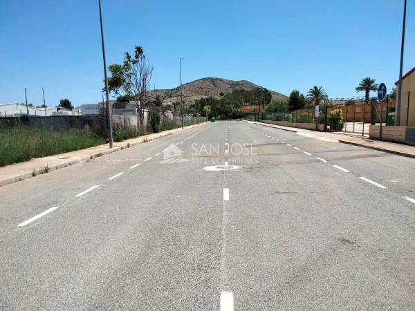 Terreno en Hondón de las Nieves thumbnail 2