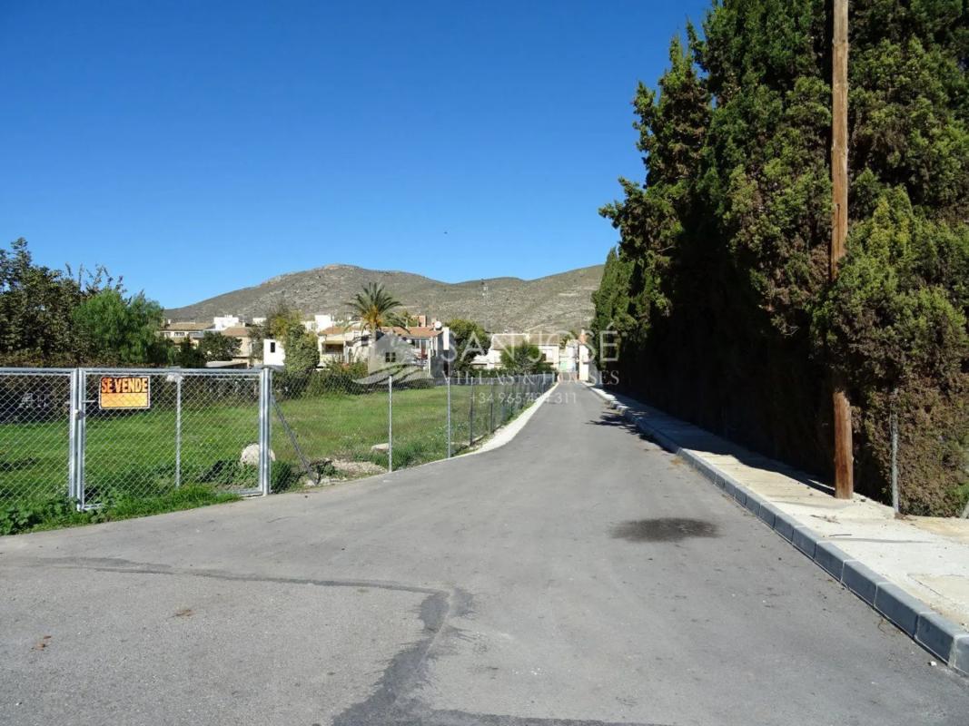 Terreno en venta en Hondón de los Frailes, Alicante photo 4