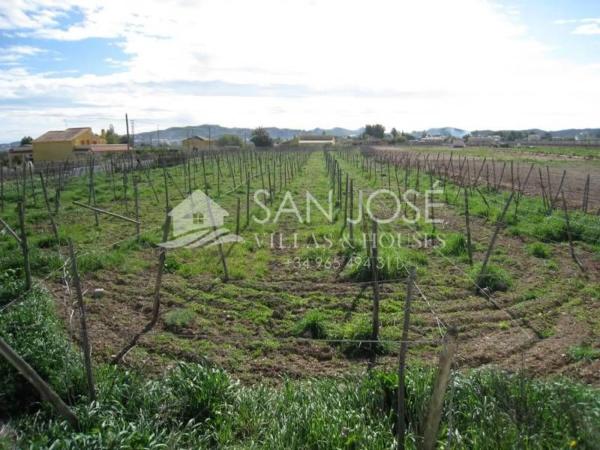 Terreno en Barrio San Juan photo 2