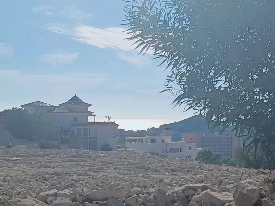 Terreno en venta en La Villajoyosa / Vila Joiosa, Alicante photo 1