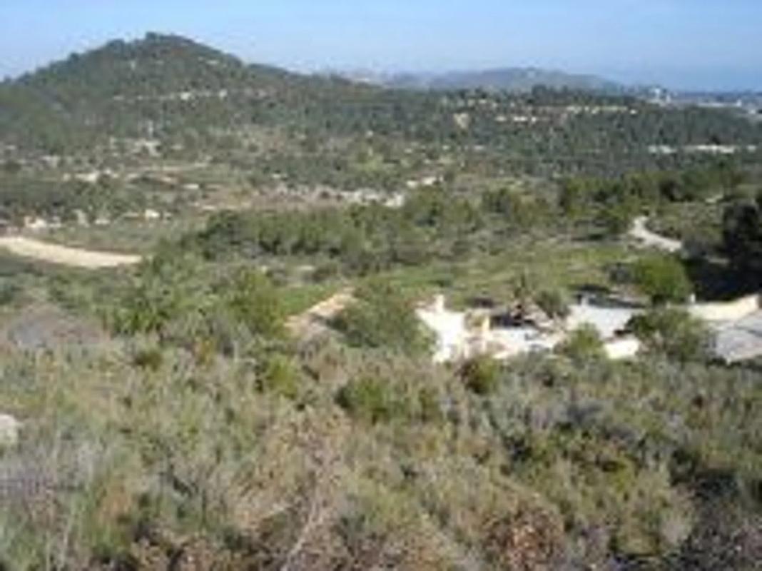 Terreno en venta en Gata de Gorgos, Alicante photo 3