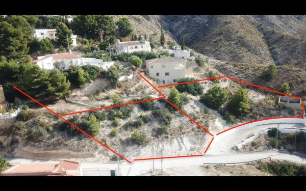 Terreno en calle Reino Unido, 22 thumbnail 2