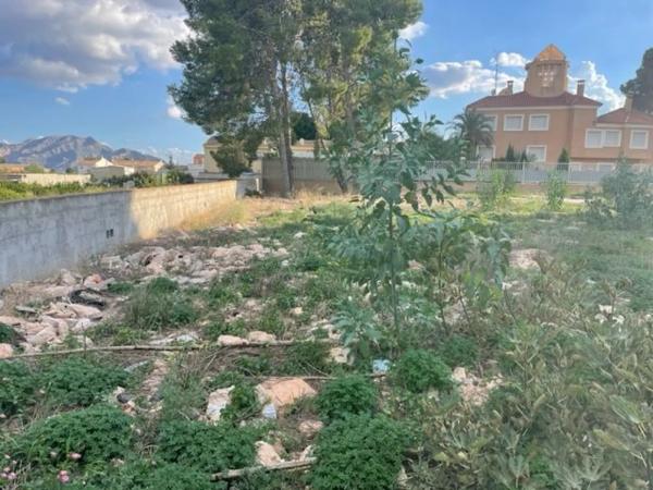 Terreno en calle Jardín, 4 thumbnail 1