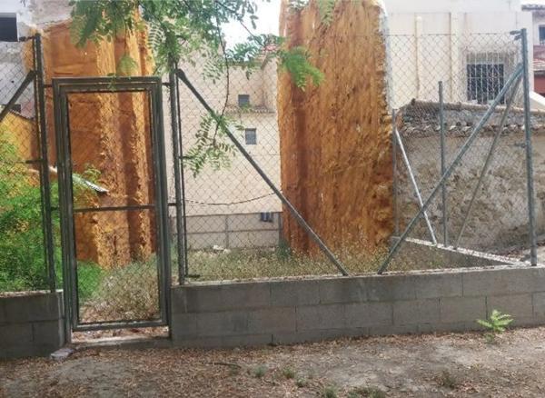 Terreno en calle Mitja Galta thumbnail 1