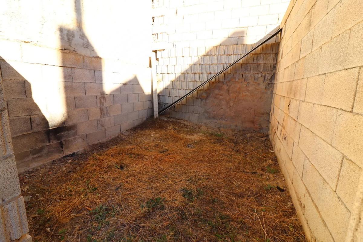Terreno en venta en Benijofar, Alicante photo 4