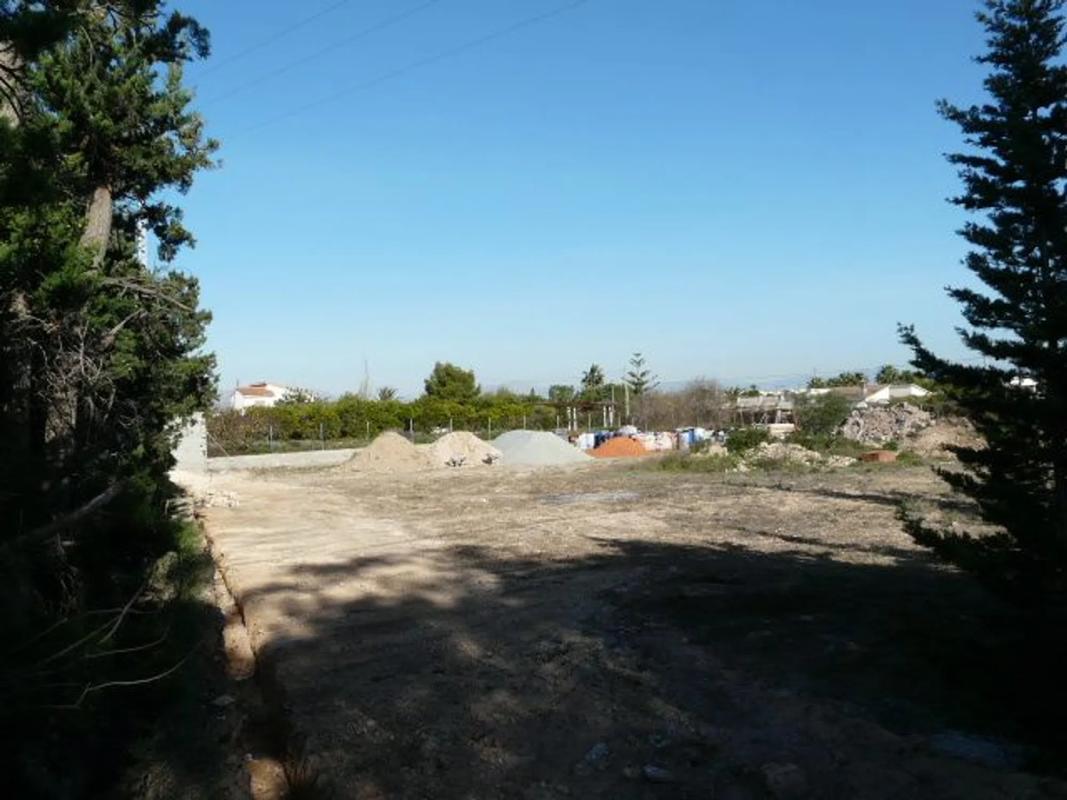 Terreno en venta en Elche / Elx, Alicante photo 2