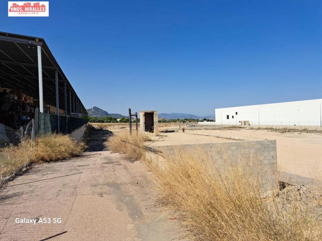 Terreno en venta en Biar, Alicante photo 2