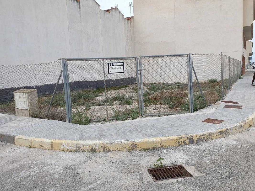 Terreno en venta en Granja de Rocamora, Alicante photo 1
