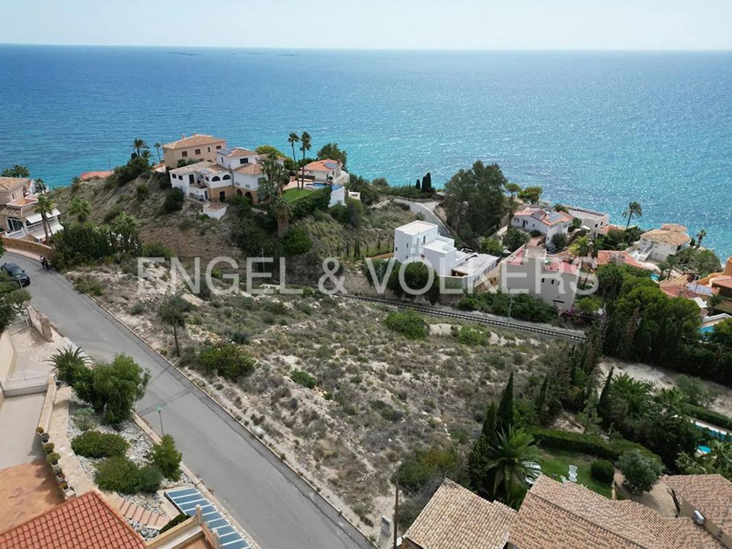 Terreno en venta en El Campello, Alicante photo 3