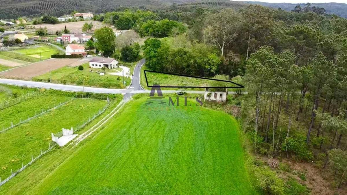 Land for sale in Lousame, A Coruña photo 1