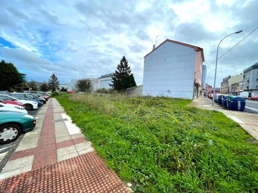 Terreno en venta en Narón, A Coruña photo 4