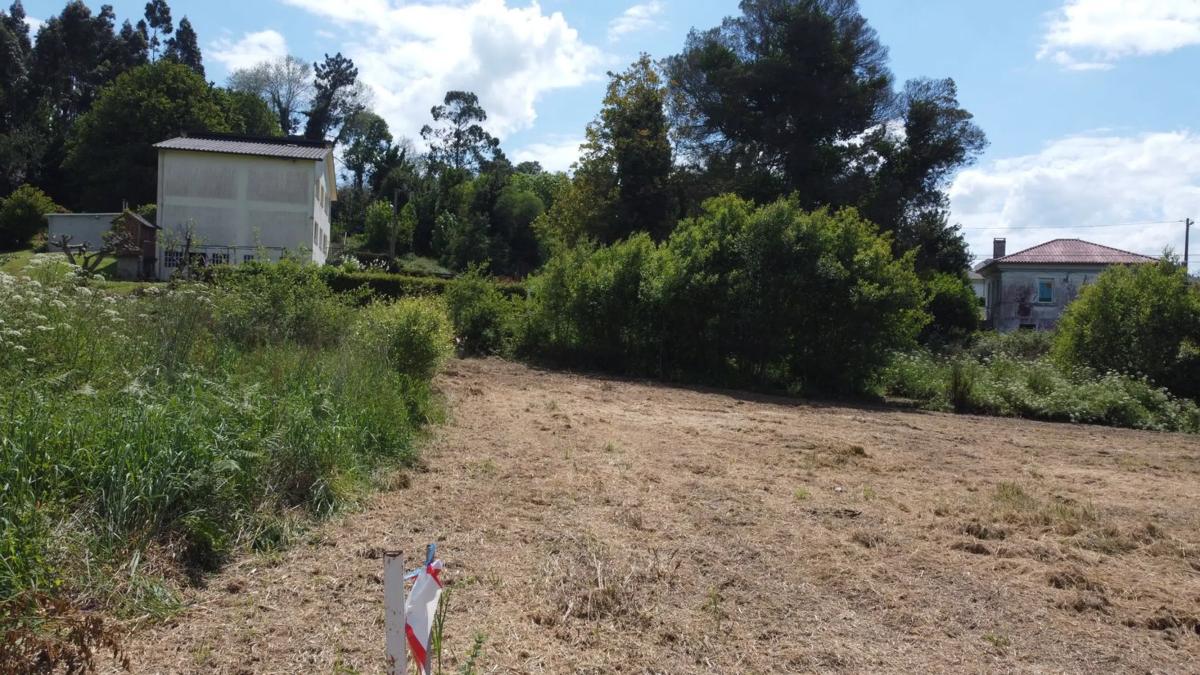 Terreno en venta en Oleiros, A Coruña photo 2