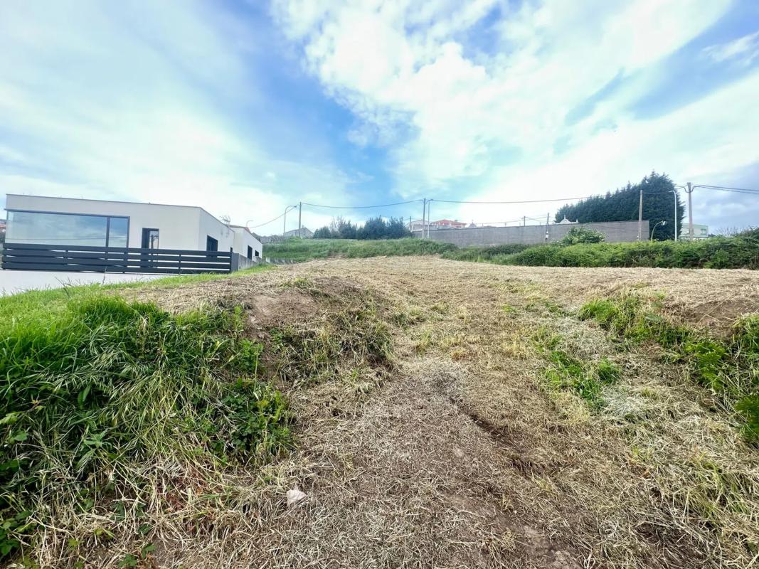Terreno en venta en Arteixo, A Coruña photo 1