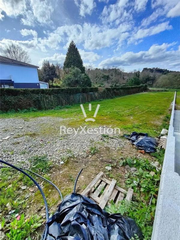 Terreno en venta en Oleiros, A Coruña photo 3