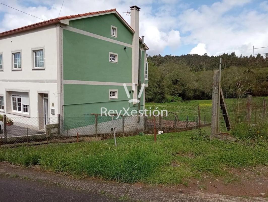 Terreno en venta en Santiago de Compostela, A Coruña photo 3