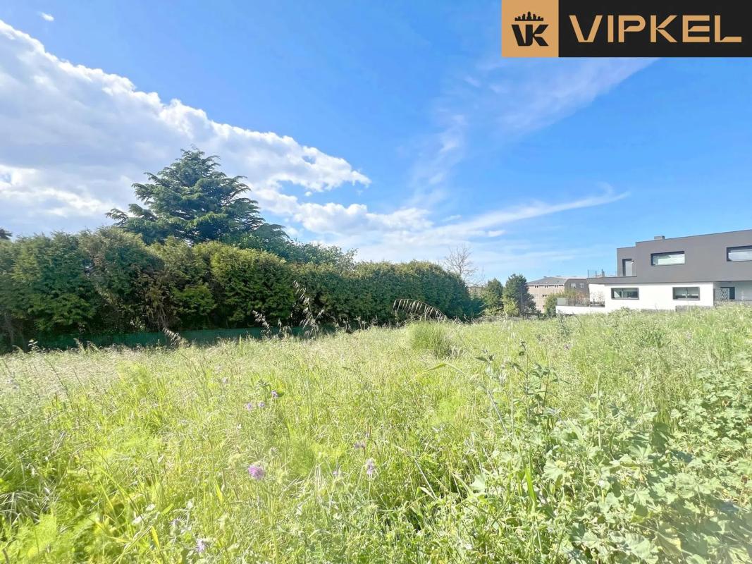 Terreno en venta en Oleiros, A Coruña photo 2