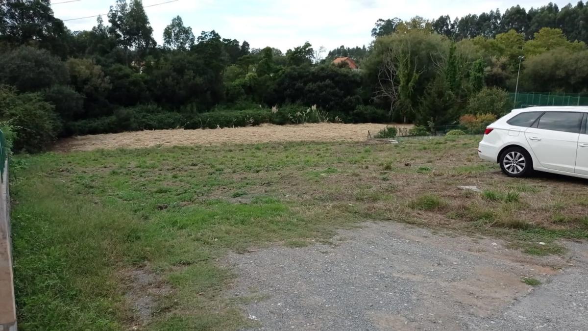 Land for sale in Oleiros, A Coruña photo 1