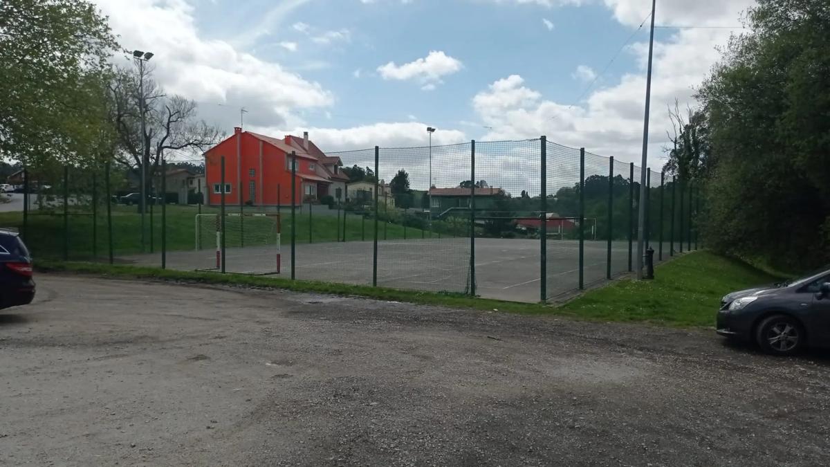 Land for sale in Oleiros, A Coruña photo 4